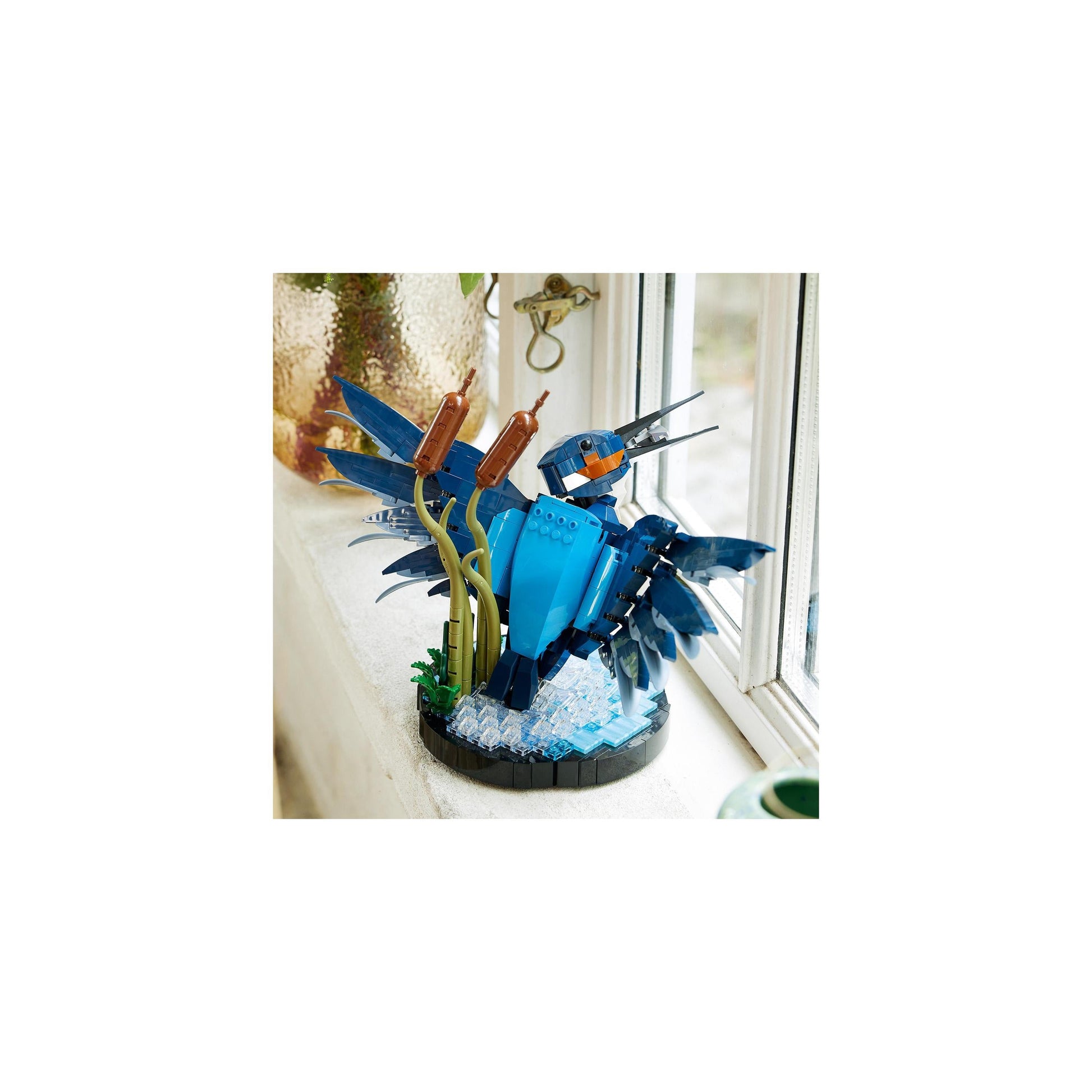 مجموعة بناء طائر الرفراف من ليجو® آيكونز ١٠٣٣١