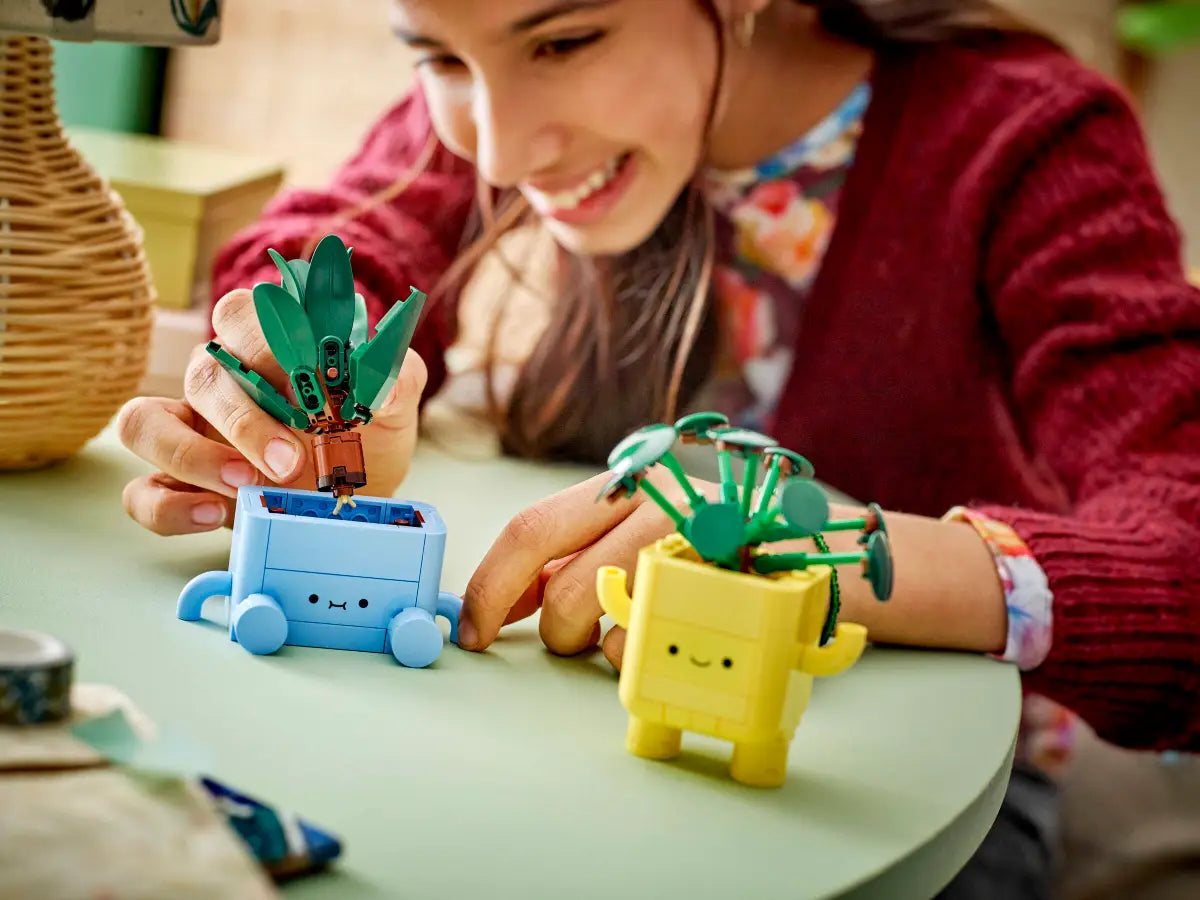 LEGO 10349 Happy Plants