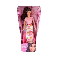 فلة - دمية بفستان جذّاب