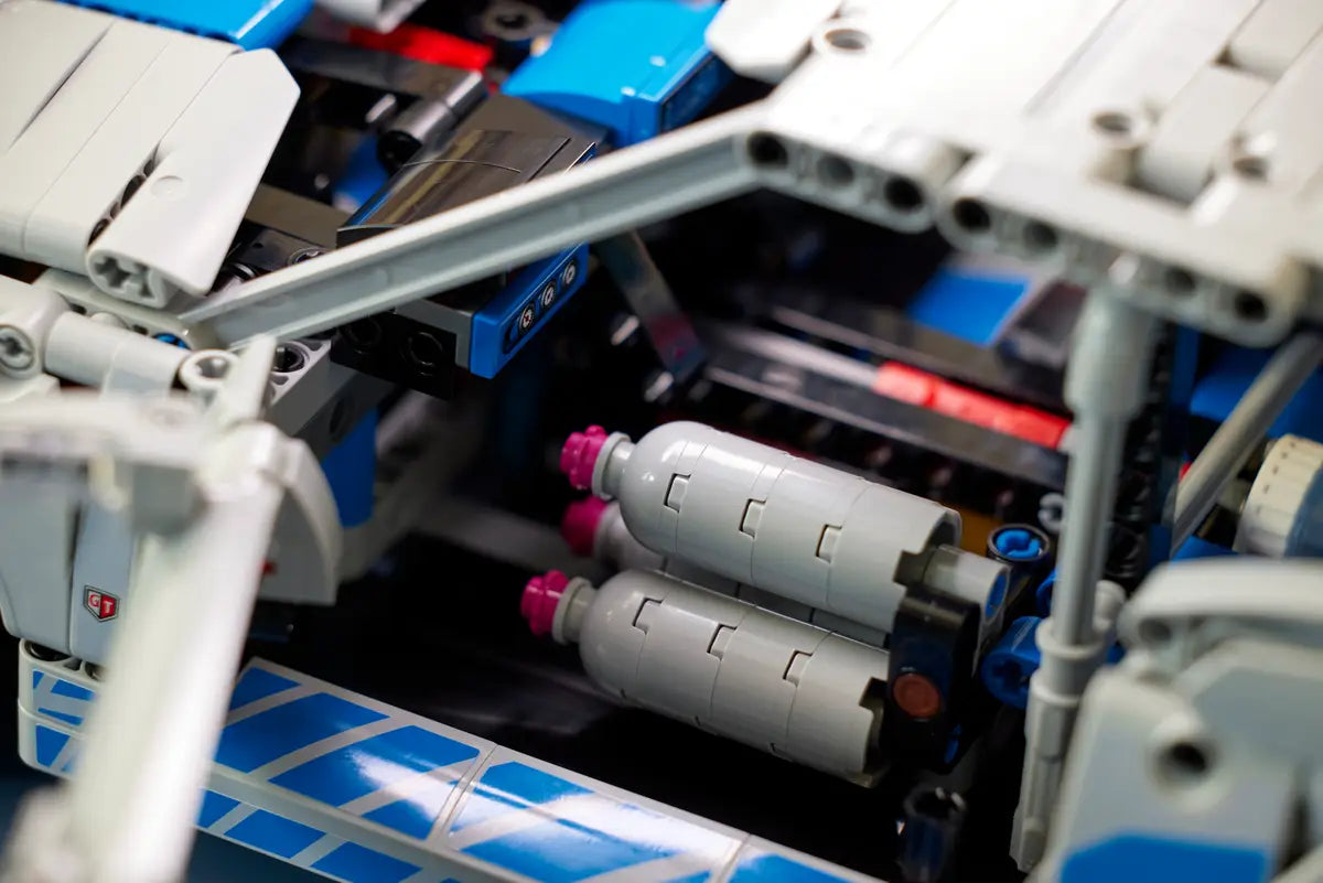 LEGO 42210 2 Fast 2 Furious Nissan Skyline GT-R (R34) Car