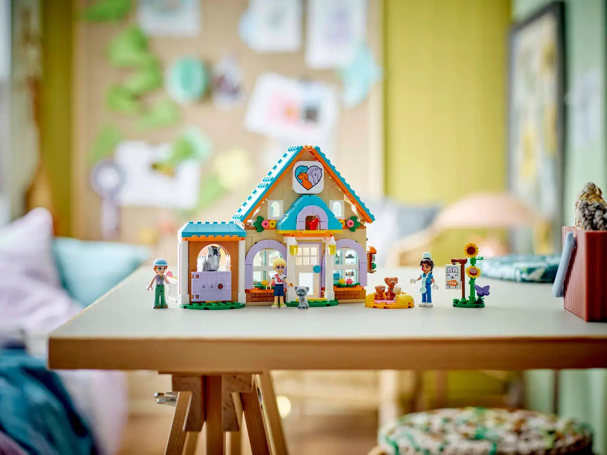 LEGO 42651 Horse and Pet Vet Clinic