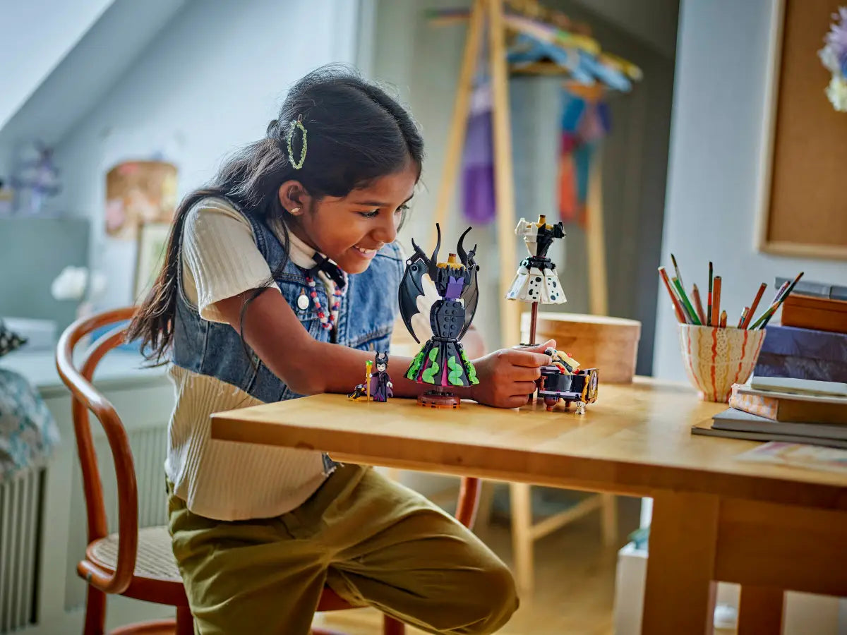 LEGO 43262 Maleficent's and Cruella De Vil's Dresses