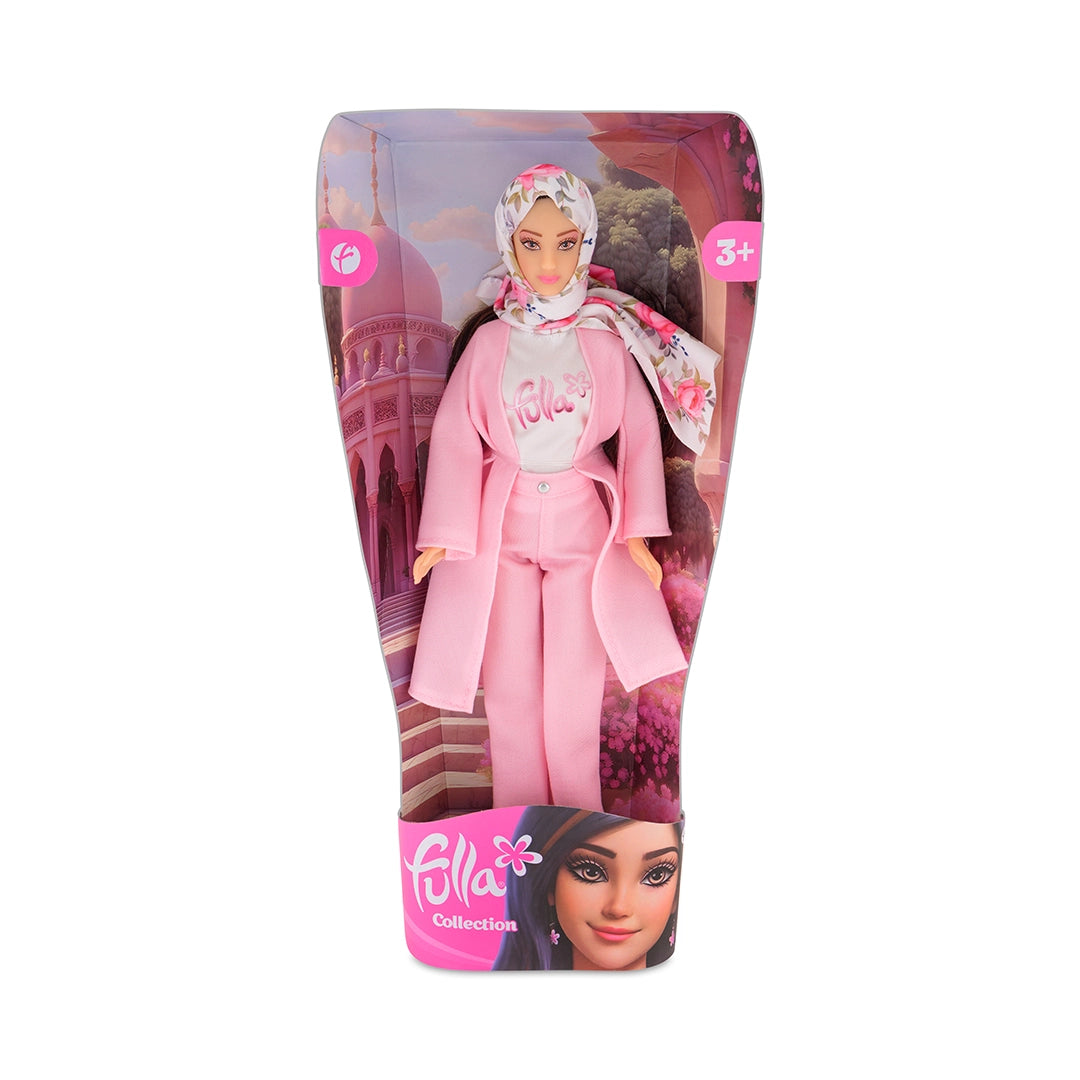 فلة - دمية بملابس عصرية