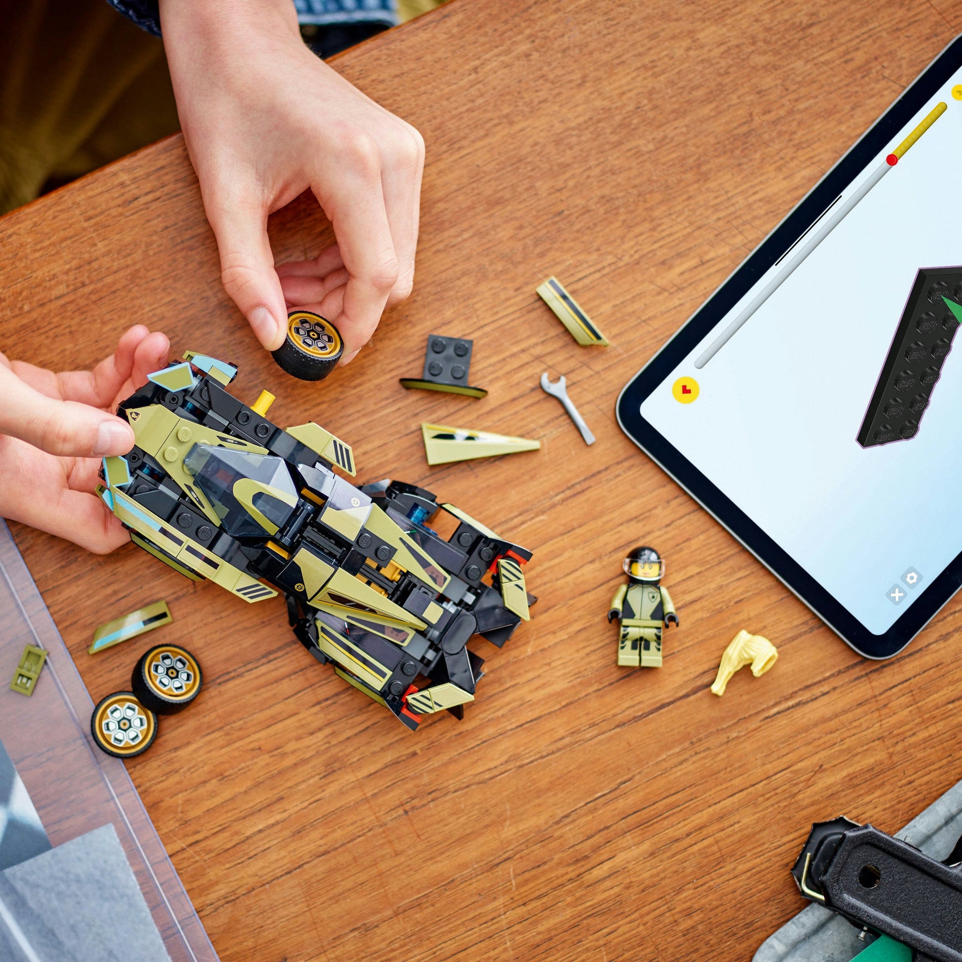 سيارة لامبورغيني لامبو V12 فيجن جي تي الخارقة من ليجو® سبيد تشامبيونز 76923