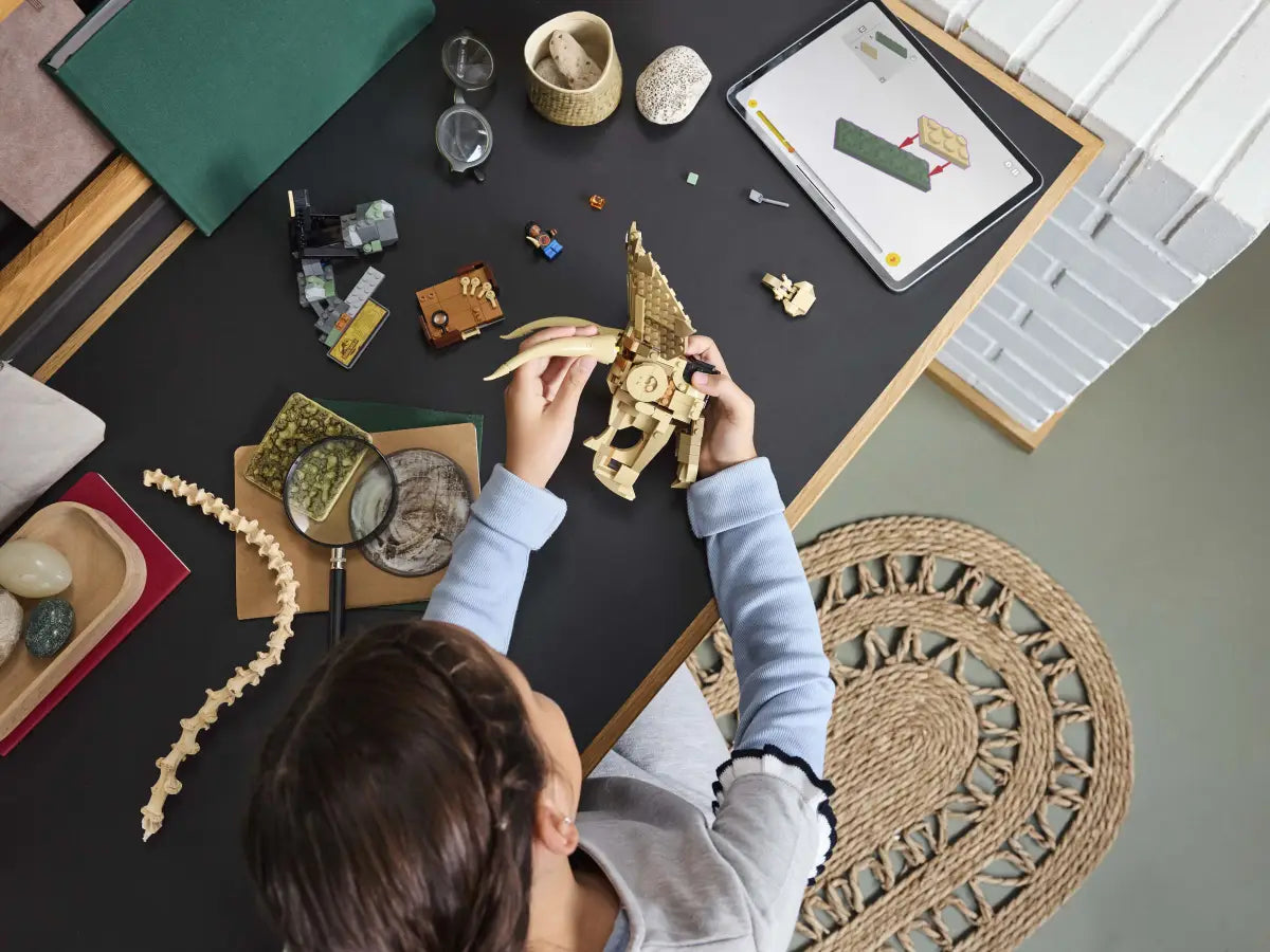 LEGO 76969 Dinosaur Fossils: Triceratops Skull