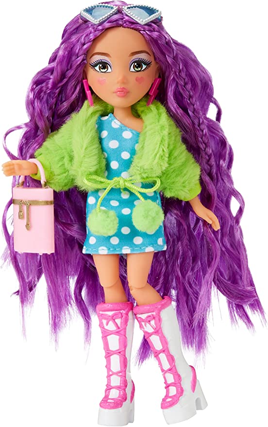 Dream Ella Extra Iconic Mini Doll