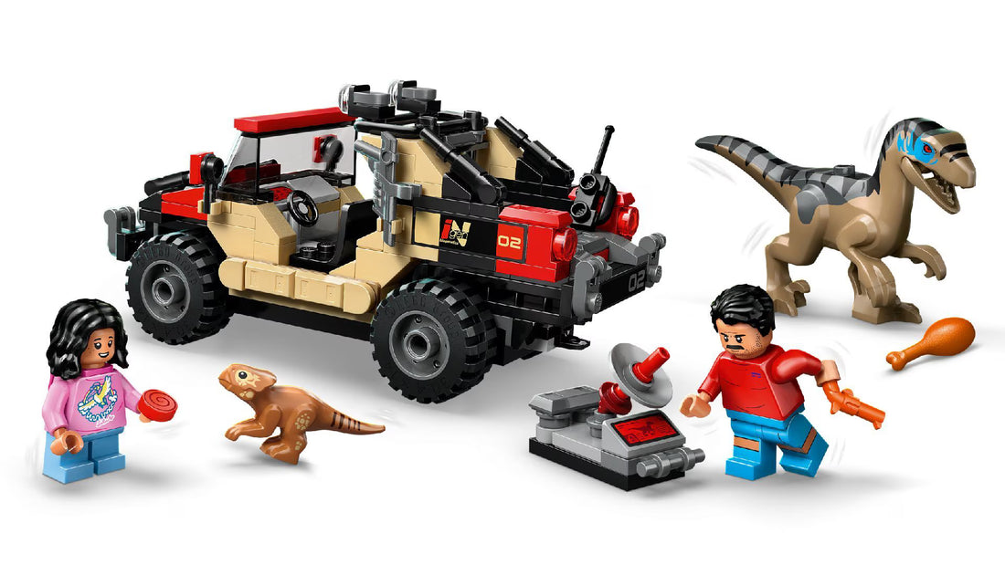 LEGO 76972 Raptor Off-Road Escape